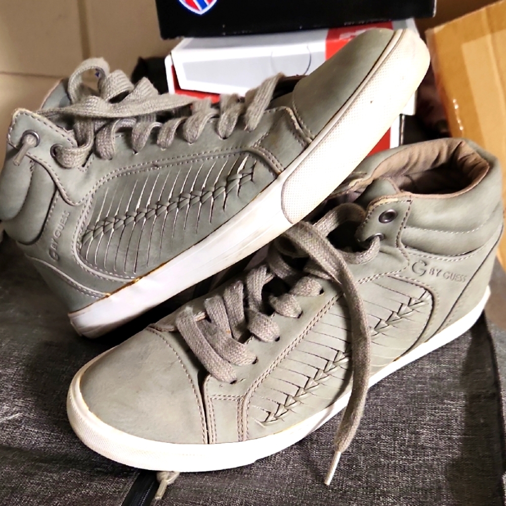 G By Guess Shoes Size 8
